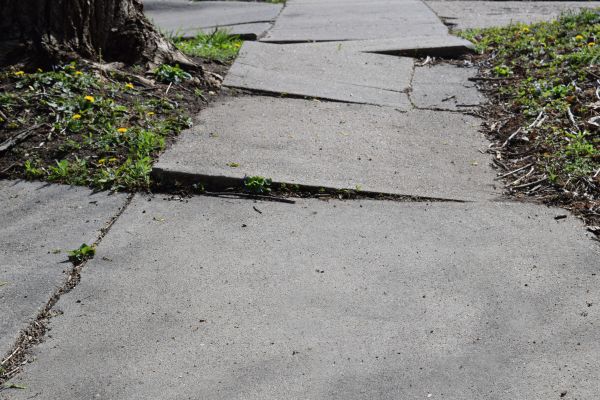 Concrete Sidewalk Leveling in Bowling Green