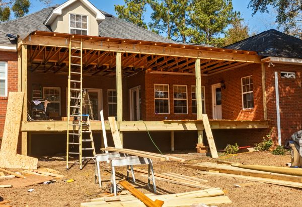 Porch Raising in Bowling Green